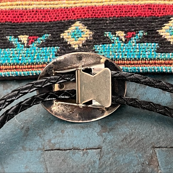 Vintage Native American Sterling Silver Malachite Bolo Tie - Picture 5 of 11